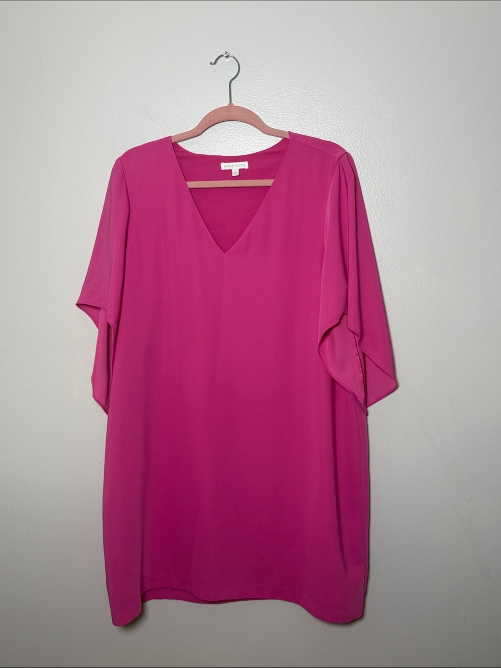 Anna Cate Bright Pink V-Neck Shift Dress Size Large